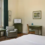 Sophienhoehe Szálloda 4*