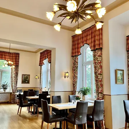 Sophienhoehe Hotel 4*