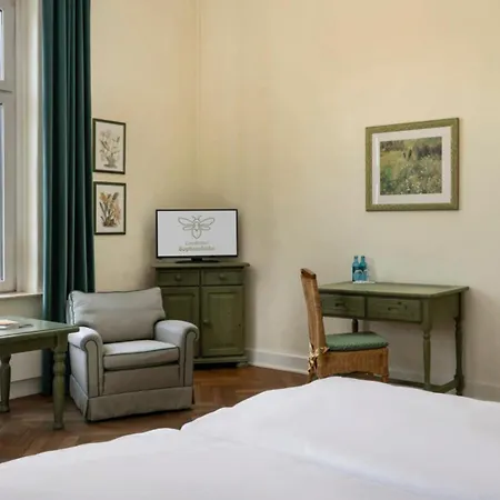 Sophienhoehe Отель 4*