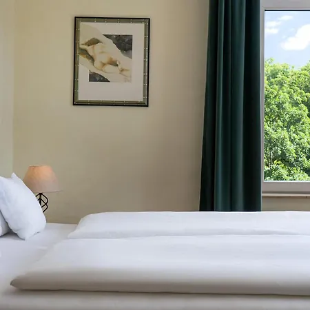 Отель Sophienhoehe Керпен