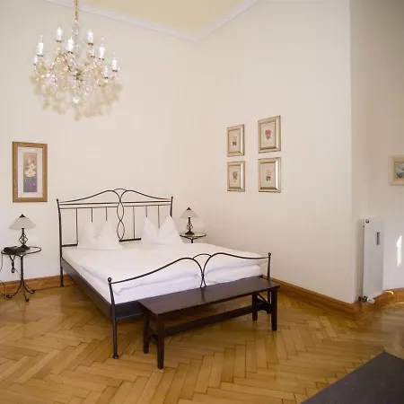 Отель Sophienhoehe 4*