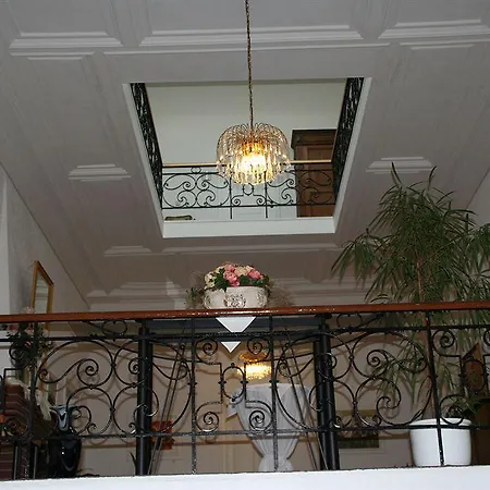 Отель Sophienhoehe Керпен